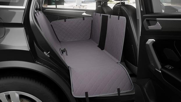 Autoschondecke Hund für den Rücksitz - Knuffelwuff Universal Rücksitzdecke 137 x 148 cm